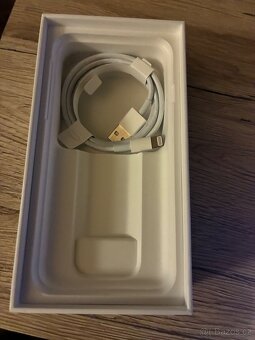 Prodám Apple Se - 6