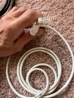 Prodam set kabelu - jsou nepouzite. - 6