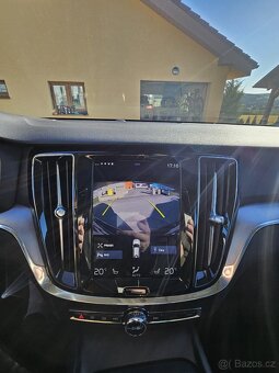 Volvo v 60 D3 rok 2020 - 6