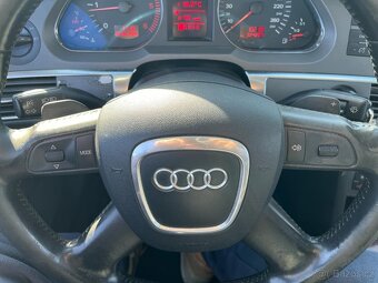 Audi A6 C6 - 6