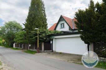 Prodej rodinného domu 200 m², pozemky 841 m² - 6