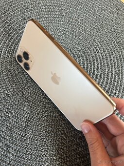 iPhone 11 Pro 256 GB - 6
