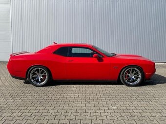 Dodge Challenger 6.4 SRT 392 manuál (č.1097) - 6