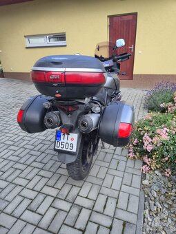 Suzuki DL -1000 - 6