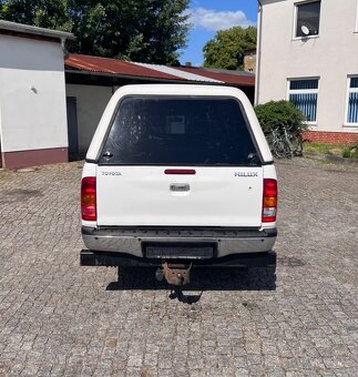 Toyota Hilux 2,5D4D Extra Cab Life 106kw - 6