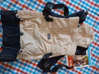 ERGONOMICKÉ NOSÍTKO - 6