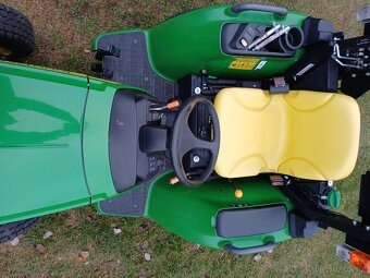 Malotraktor John Deere 3038E - 6