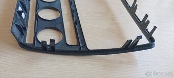 Rámecek autorádia Škoda - 6