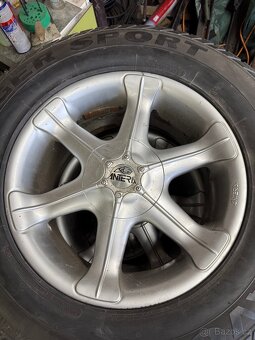 Pneu 285/60 R18 - 6