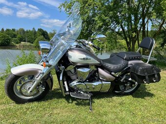 Suzuki Intruder C 1800 R - 6