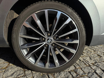 Škoda Superb III Combi|DSG|140kW|4x4|DCC|Canton|DPH|Webasto| - 6