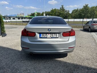 BMW 318D 2012 - 6