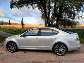 Škoda octavia 2,0 tdi 110 kw 2014 výbava - 6