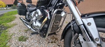 Suzuki VZ800 Marauder - 6