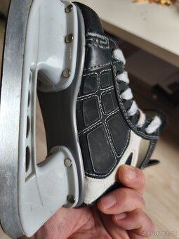 Brusle CCM 92 vel. 28 - 6