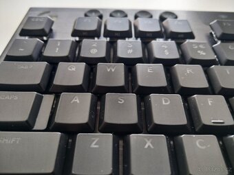 Klávesnice Logitech Gaming G915 TKL Lightspeed RGB Tactile - 6