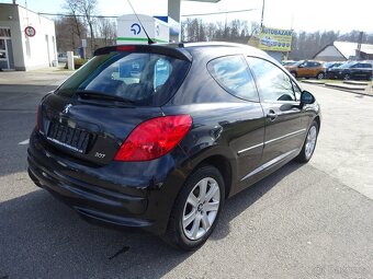 Peugeot 207 1,6 HDI - 6