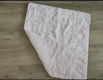 Přikrývka a polštář - 6