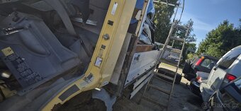 MB 815 prodam dily - 6