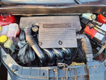 Ford Fusion 1.4 i, 16V - 6