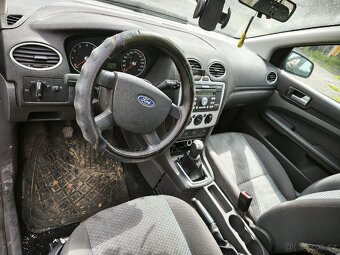 Ford Focus combi 1.6 na ND - 6
