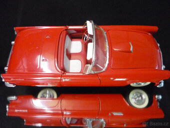 Ford Thunderbird 1956 Revell 1/18 - 6