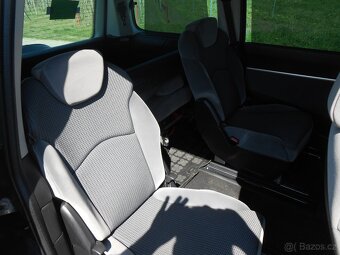 Peugeot 807 ACTIVE HDi 135 8místné - 6