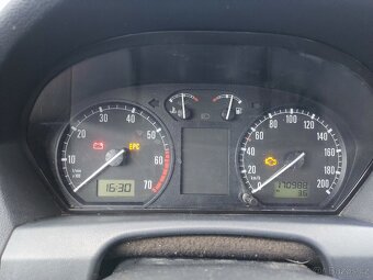 Škoda Fabia 1.2 HTP 40kw / 2003 / - 6