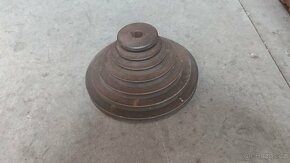 Malá litinová stojanová vrtačka tovární výroby - 6