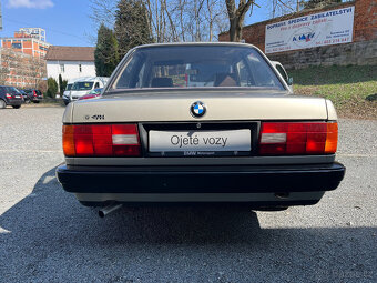 BMW  E30  316 i  75 Kw AUTOMAT - 6