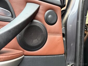 Bmw e91 320d po dilech - 6