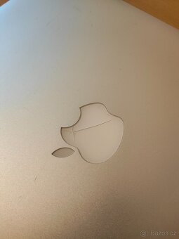 MacBook Air 2017 – i5 / 8 / 128 - 6