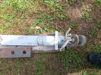 Závěs spodní na traktor - 6