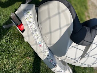 Britax Romer Dualfix - 6