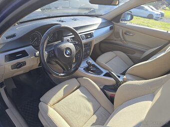 BMW 320D E91, r.v. 2008, vyhřívané sedačky, park. senzory
- 6