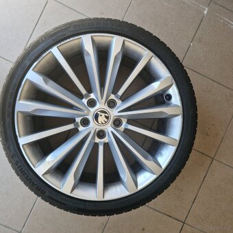 Alu kola superb 3 - 6