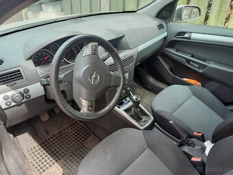 Prodám Opel Astra H combi 16 / 16V stk 10/2006 - 6
