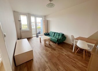 Pronájem bytu 2+kk/B 50m², ul. Bechlínská, Praha 9 - Letňany - 6