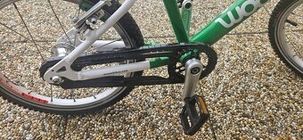 WOOM 3 (16") + stojánek + helma na kolo (zelená barva) - 6