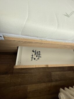 LED postel - půl roku stará - 6