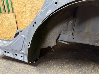 ZADNÍ LEVÁ BOČNICE FORD KUGA MK2 - 6