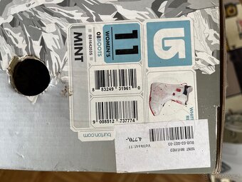 Snowboard s vázáním a botama Burton 43,5 - 6