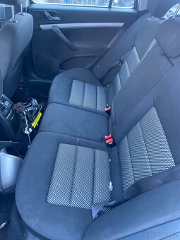 Sedačky Škoda octavia 2 - 6