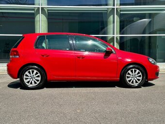 Golf 6 1.6 nafta, manuál - 6