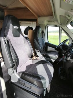 Predám obytný automobil LMC Breezer A 694 - 6
