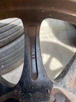 Alu kola Dezent 5x114,3 + pneu 185/65 R15,vzorek 6mm. - 6
