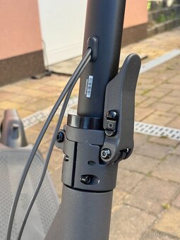Ninebot KickScooter MAX G2 E by Segway - 6