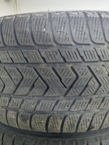 Zimní pneu 285/45 R20 - 6