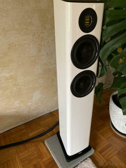 Sloupové reproduktory Elac Vela FS 407, vysoce lesklé bílé, - 6