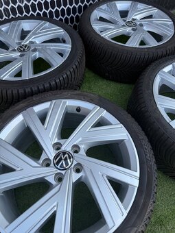 Volkswagen GOLF 8 - originální celoroční sada 225/40 R18 - 6